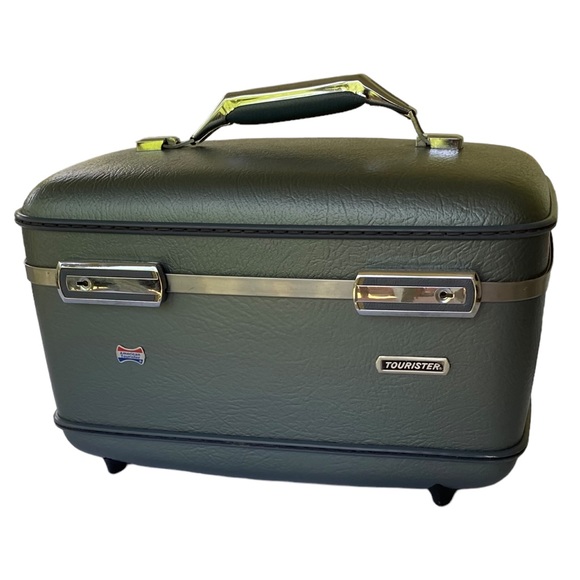 Vintage American Tourister Handheld Trunk - Picture 2 of 10